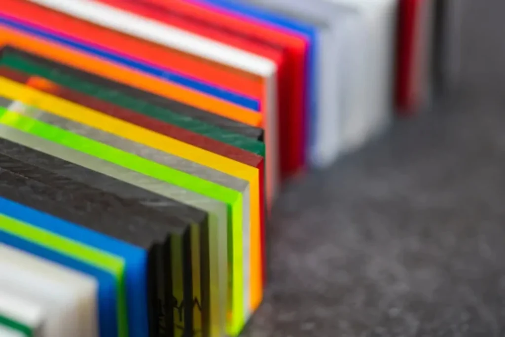 The Many Facets of Acrylic Plastic Sheets: Applications and Advantages